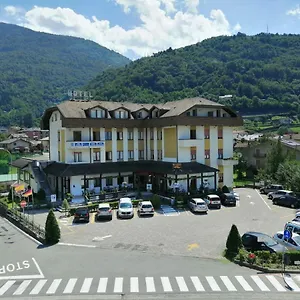 Rezia Valtellina 3*, Morbegno Italia